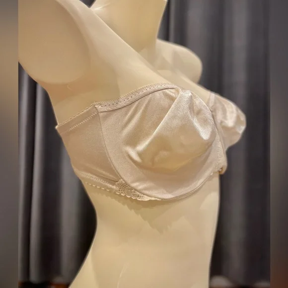 36D bra bundle - Picture 11 of 13